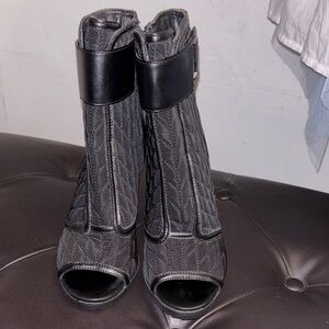 Karl Lagerfeld Black Quilted Heeled Boots